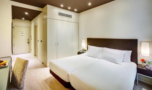 Sercotel Boulevard Vitoria-Gasteiz Stop at Sercotel Boulevard Vitoria-Gasteiz to discover the wonders of Vitoria. The property offers a wide range of amenities and perks to ensure you have a great time. Service-minded staff will welcom