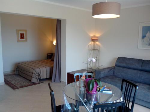 Résidence BELLA VISTA (Residence BELLA VISTA) in Santa-Maria-di-Lota