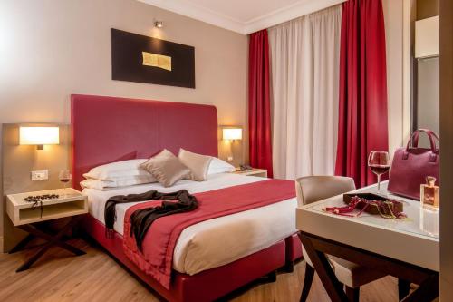 Ludovisi Palace Hotel - image 10