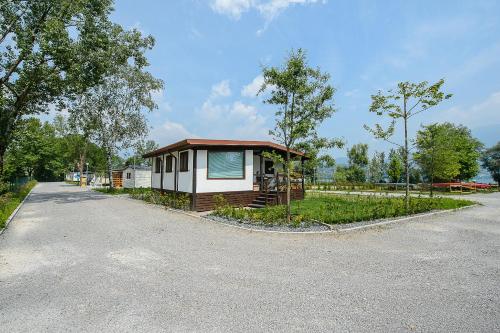 Ümbrus, Camping Class in Eupilio