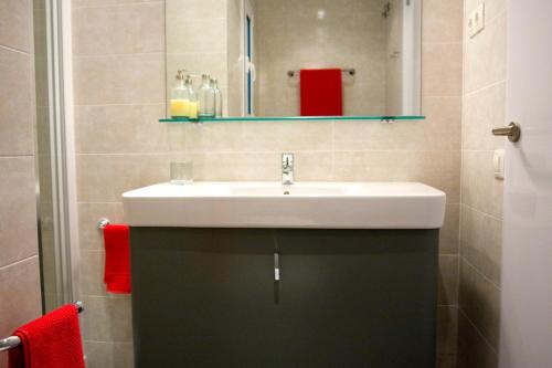 Sant Pau Apartments - image 4