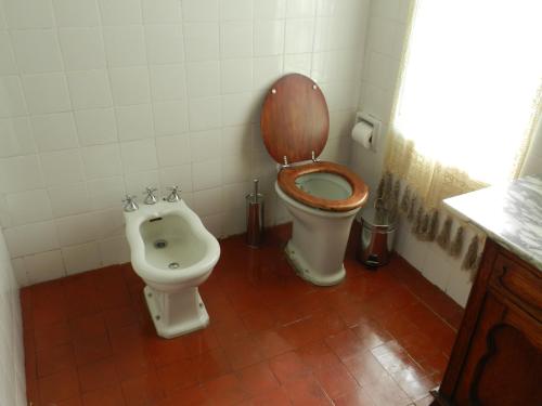 Deluxe Triple Room image 4