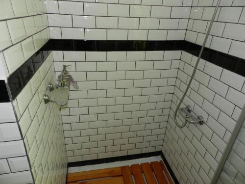 Deluxe Double Room with Balcony image 3