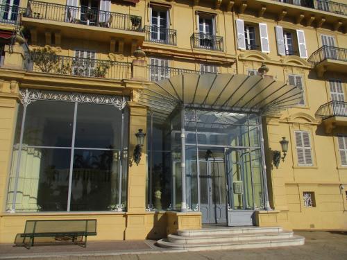 Three Bedrooms Apartment Cannes Noailles
