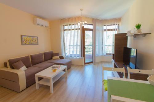 Domus Apartments Old Town Panoramic View - image 3
