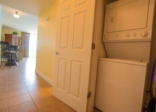 Tidewater Beach Resort by Book That Condo Panama City (FL)