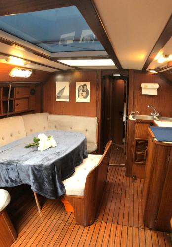 Bed&Boat Eolo 3