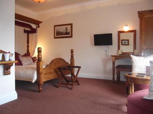 Brandon Lodge - image 11