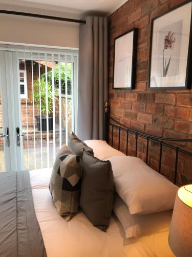 The Larches - image 6