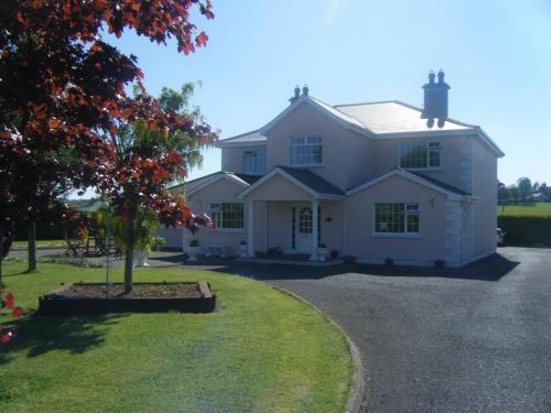 Hotelli välisilme, Tir Na Nog B&B in Cashel