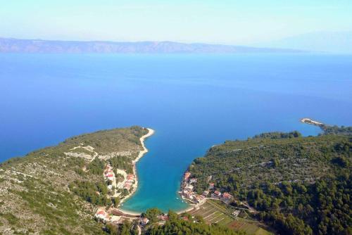  Apartments by the sea Cove Prapratna - Prapatna (Hvar) - 5704 in Jelsa