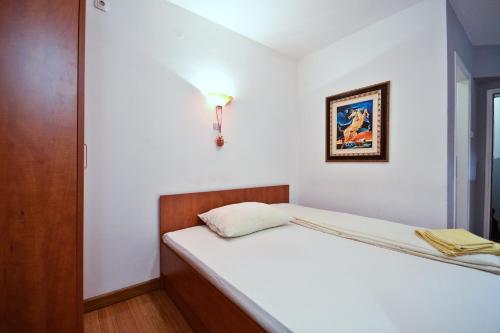 1 twin bed