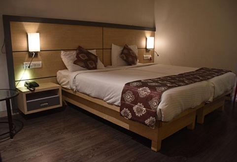 pimchanok resort 13 moo 5 tonmamuang muang phetchaburi phetchaburi thailand th 76000 whereder pos