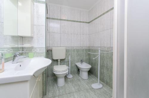Apartment Zdenko - image 8