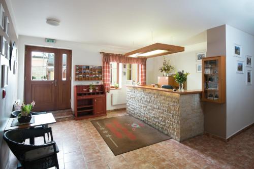 Vestabils, Hotel Posta in Sobotka