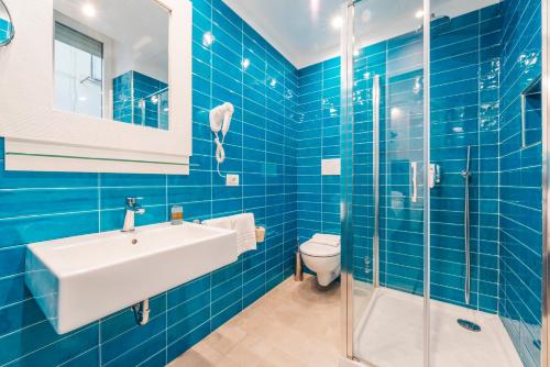 Well-appointed bathrooms