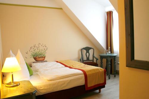 1 twin bed
