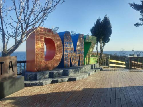 Blue Door Hostel Guesthouse Sokcho-si South Korea