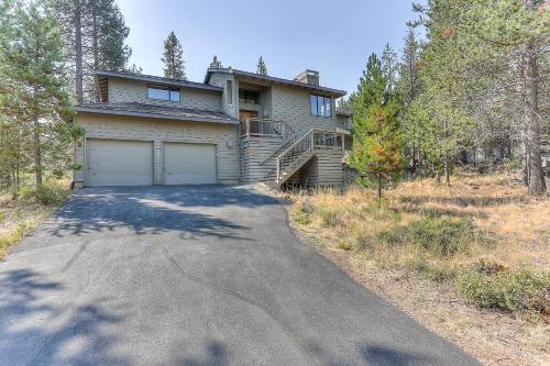2 Tan Oak-Hot Tub-3BR/2BA - image 2