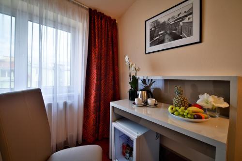 Ariston & Ariston Patio Hotel - image 9