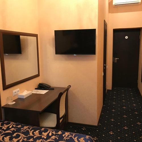 Sapphire Hotel