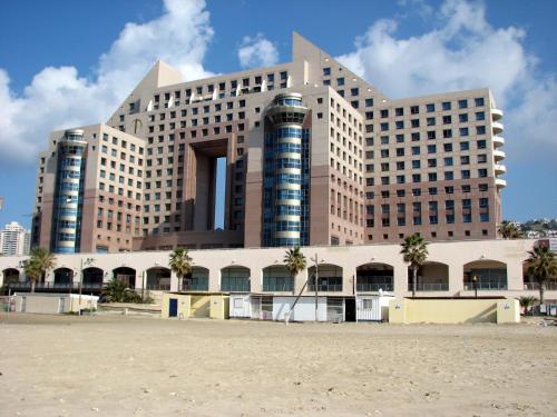 Apartments on the Beach 1