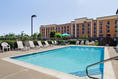 Swimming pool, Wingate by Wyndham Vineland/Millville in Vineland (NJ)