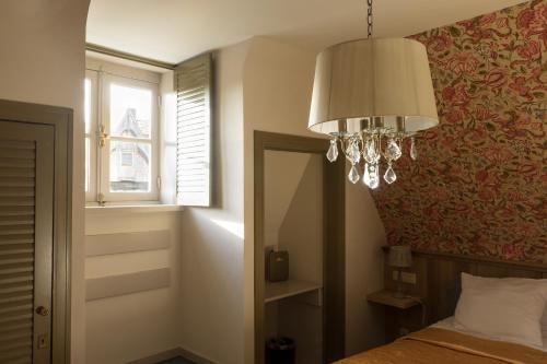 Hotel Duc De Bourgogne - image 6