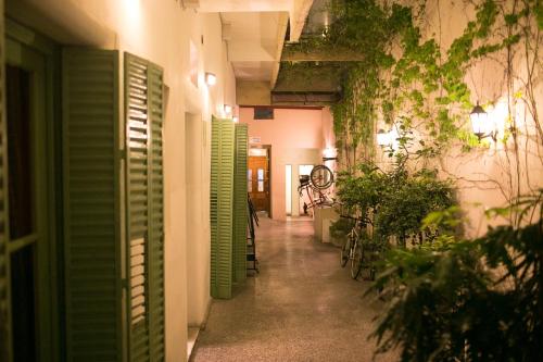 Facilities, Sabatico Travelers Hostel & Guesthouse near Niño Bien