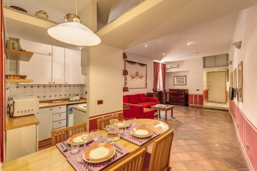 Lovely flat in Fontana di Trevi - image 5