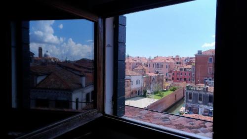 Finestra su Venezia, Benátky (fotografie 7)