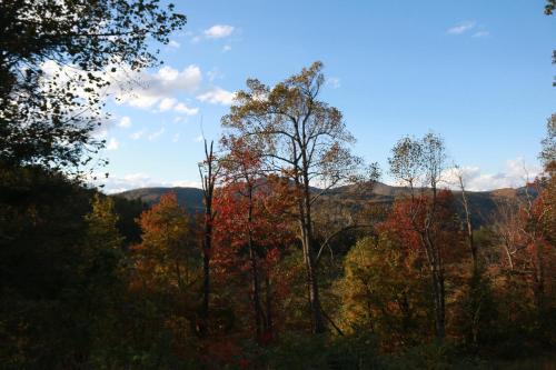 Riverside Lodge at Chimney Rock