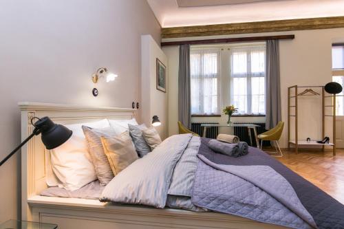 Apartment Nebovidy I - Historic centre - Terrace - Air Conditioning, Прага (фото 5)