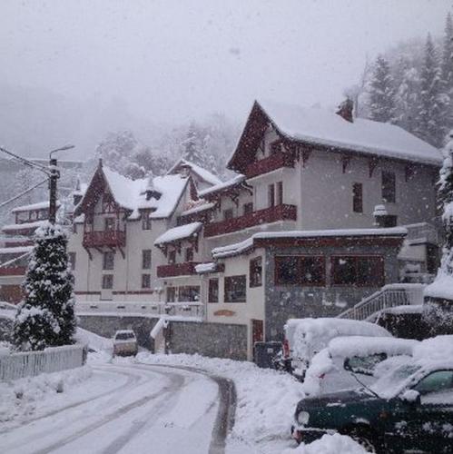 Hotel Les Chalets - image 5