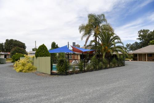 Culcairn Motor Inn