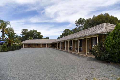 Culcairn Motor Inn