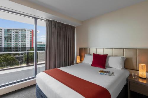 Nesuto Celestion - Photo 3 in Auckland, New Zealand