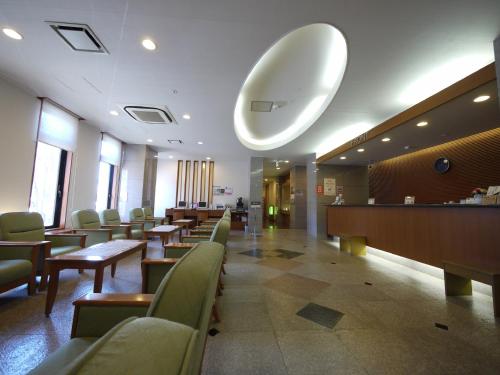Lobby, Hotel Route Inn Matsusaka Ekihigashi in Tsu