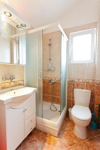 Apartments Kovinic - image 8