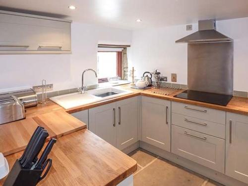 Hope Cottage Bakewell - main image