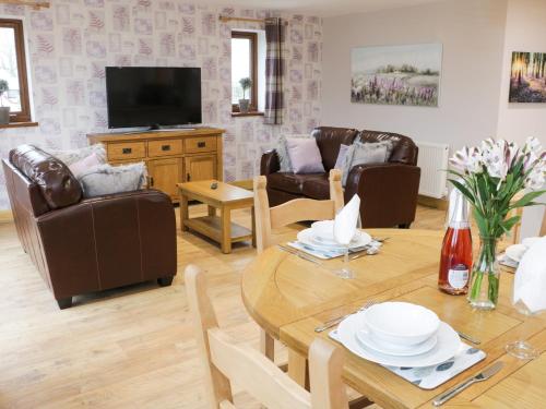 Gardener's Lodge Nantwich - image 4