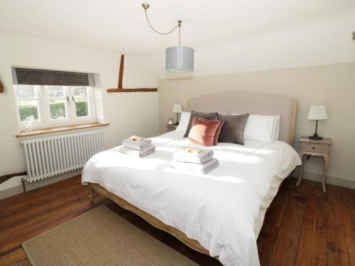 Ivy Cottage Malvern - image 13