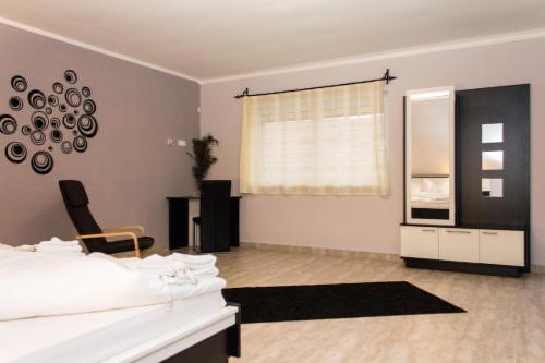 Andora Vendeghaz in Magyarboly