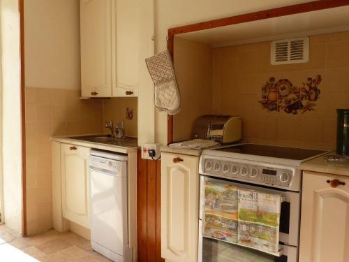 Coachman's Cottage, St Austell, Mevagissey, Cornwall