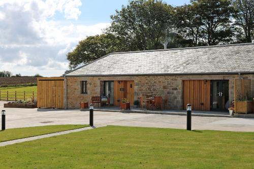 The Stable Boskensoe Barns Falmouth - image 2