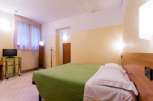 Hotel Fattori – Bologna, KY