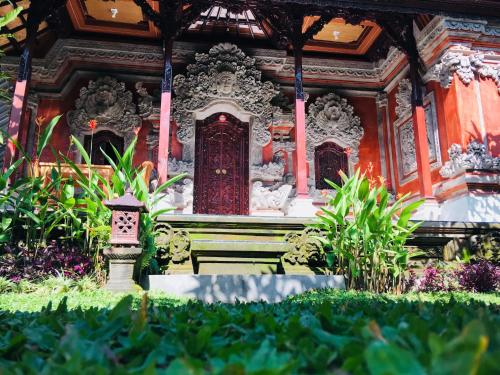 Local Family House Bali