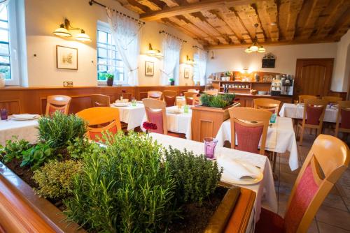Restaurant, Penzion Mayer in Bled