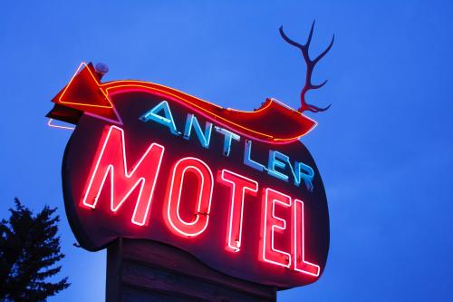 Antler Inn