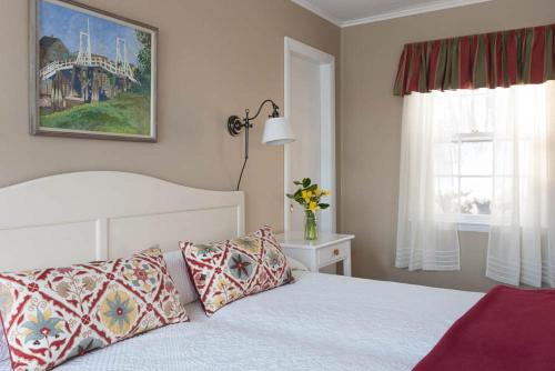 Dockside Guest Quarters Dockside Guest Quarters